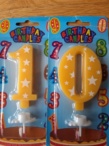 Nummer 10 action geel 0