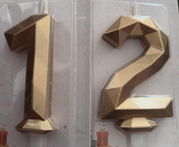 Nummer 12 goud bouwhuis