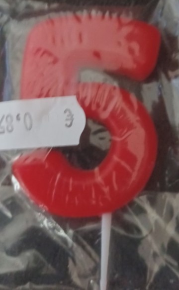 Nummer 5 rood merkloos