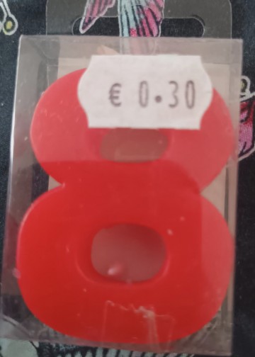 Nummer 8   rood
