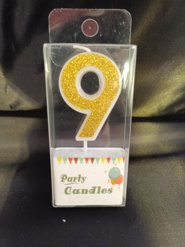 Nummer 9 glitter goud